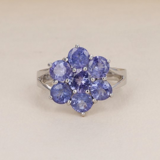 Flower Ring with Tanzanite