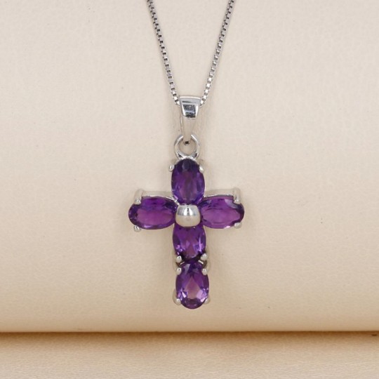 Kreuz Anhänger mit Amethyst