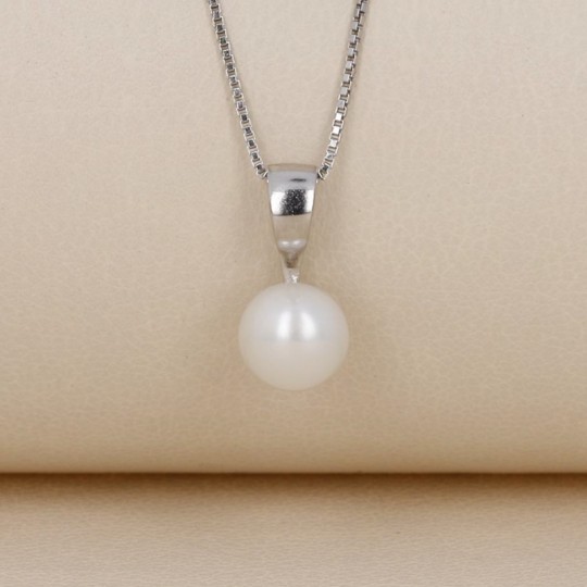 Pendant with Bottone and Homage Pearl