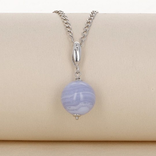 Catenine with Chalcedon Pendant