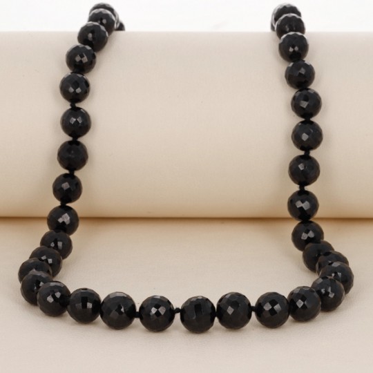 Black Spinello neck necklace