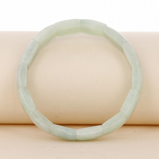 Grünes Jade-elastisches Armband