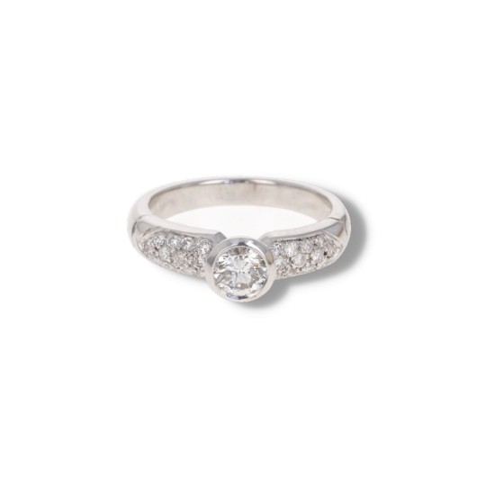 White Gold Ring with Diamonds