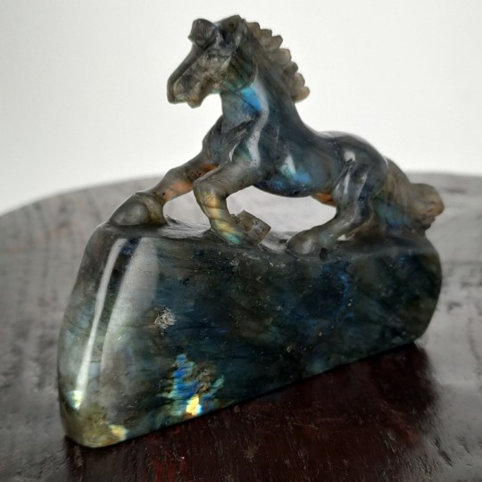 Escultura Caballo Esculpido en Labradorite