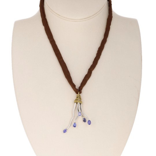 Fabric and Pendant Collier with Tanzanite