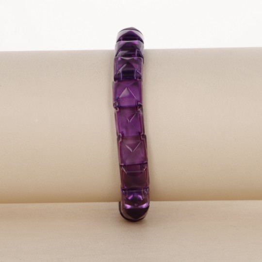 Armband mit Amethyst-Elastik und quadratischem Ohrstecker