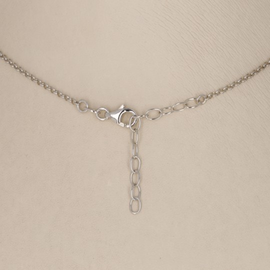 Collier con 7 encantos en el corazón