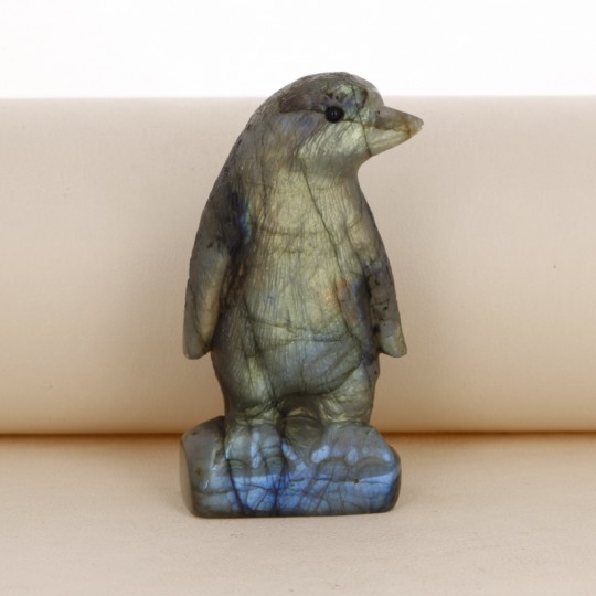 Pingüino escultura en Labradorite