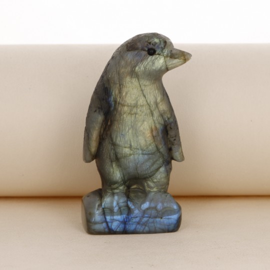 Scultura Pinguino in Labradorite