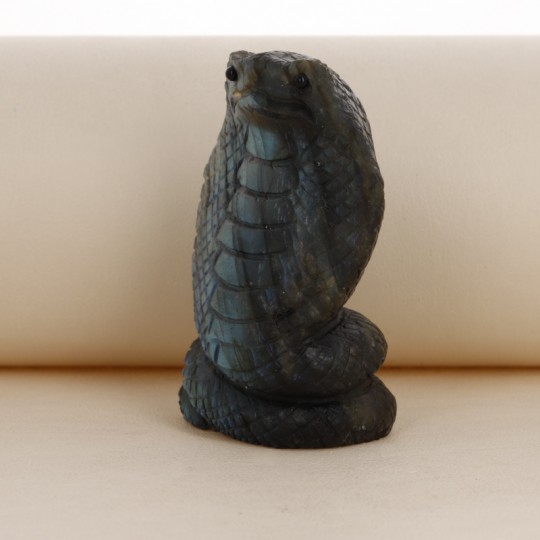Escultura Cobra en Labradorite