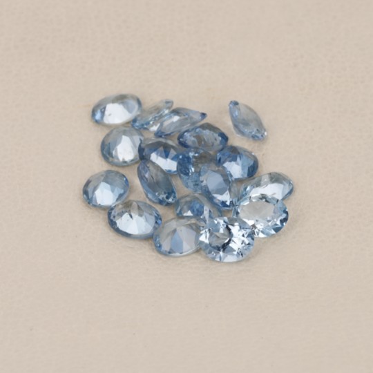 Piedras de Oval Aquamarine