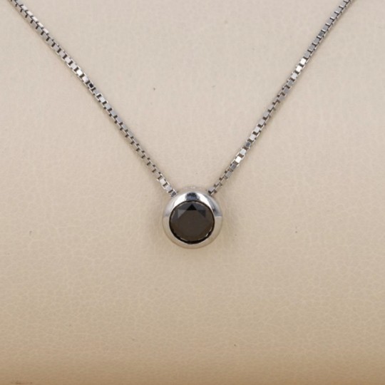 Collier con Diamante Nero