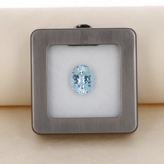 Aquamarine Oval 8,68 CT.