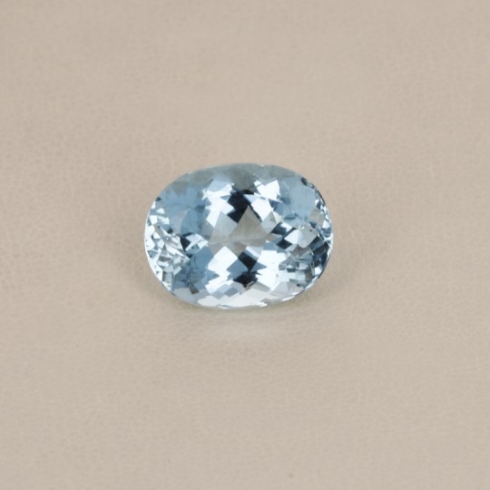 Aquamarine Oval 8,68 CT.