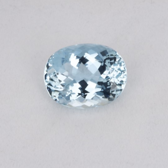 Aquamarine Oval 8,68 CT.