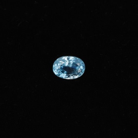 Zircone Blue Oval