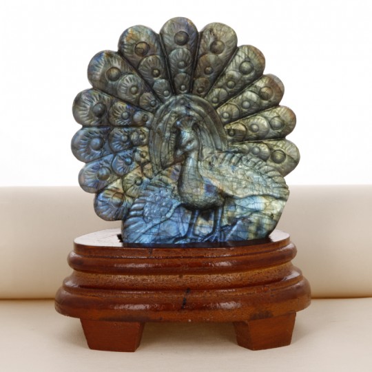 Skulptur Pavone in Labradorite