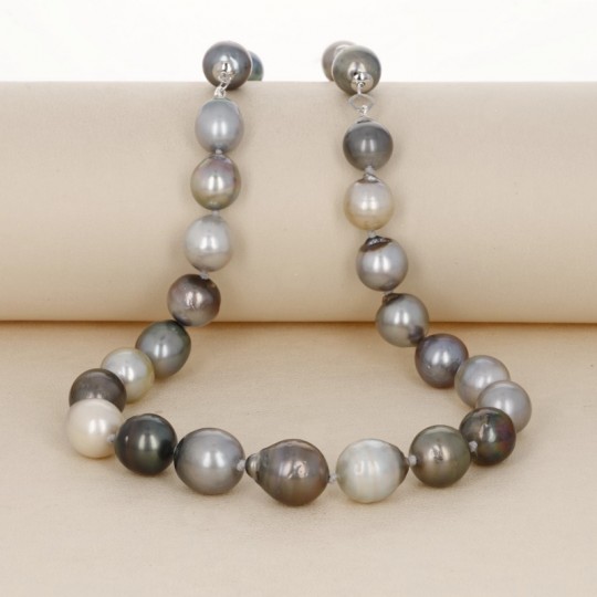 Set aus Halskette und Ohrringen mit Tahiti-Perlen