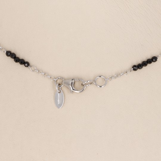 Collier di Spinello Nero Sferico Sfaccettato