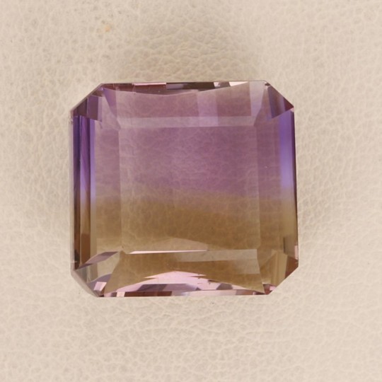 Piedra Ametrina octogonal 26,35 ct.