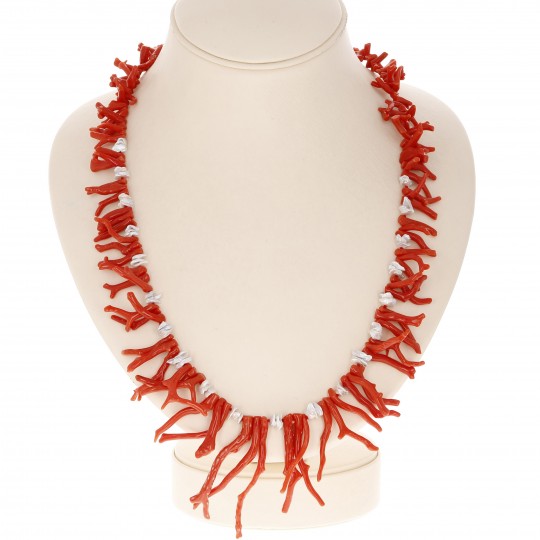 Collar con coral y perlas Keshi