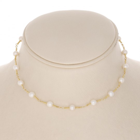 Collier mit 17 Perle D'acquadolce Halbrund