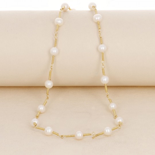 Collier mit 17 Perle D'acquadolce Halbrund