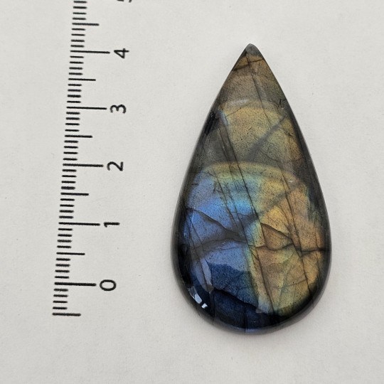 Stein von Labradorite Cabochon in Goccia