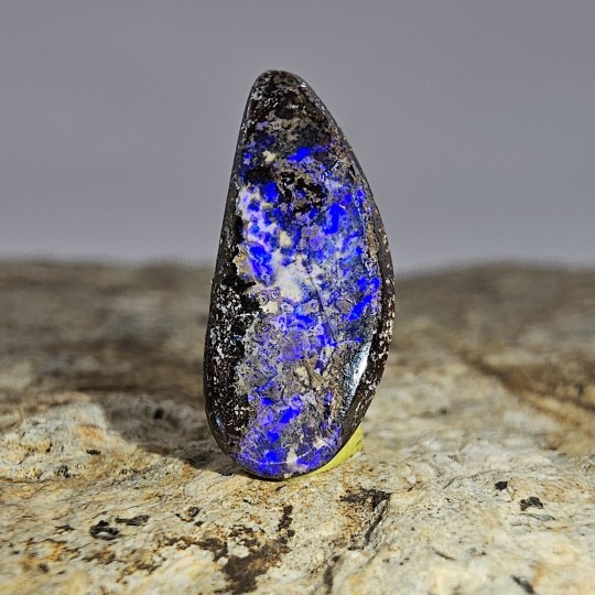 Pietra Opale Boulder Cabochon Fantasia