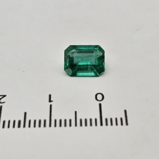 Emerald Stone Octagonal Ct. 1,57