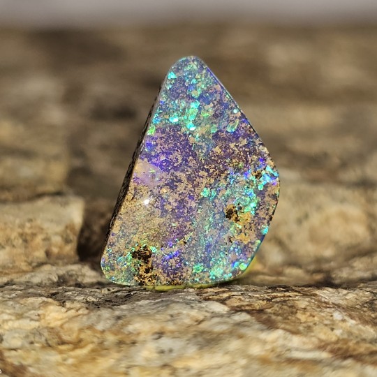 Opal Stone Boulder Australian Cutting Fantasia