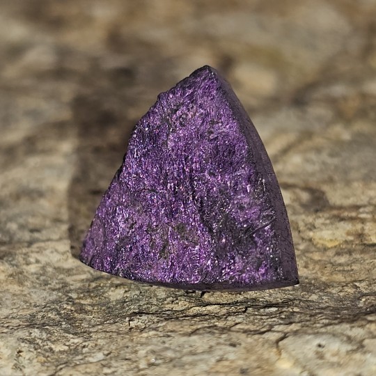 Piedra Purpurita Semigrezza Triangola