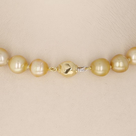 Australian Gold Baroches Regular Beads Necklace