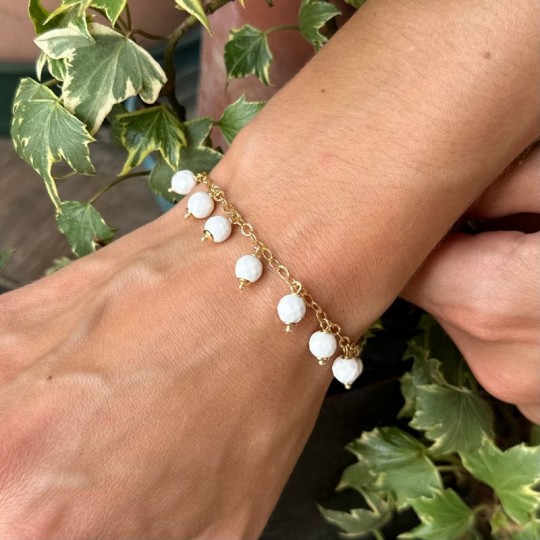 Pulsera con ágata blanca en Charms