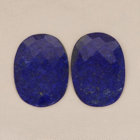 Couple Stones Lapis Cutting Chess Cut