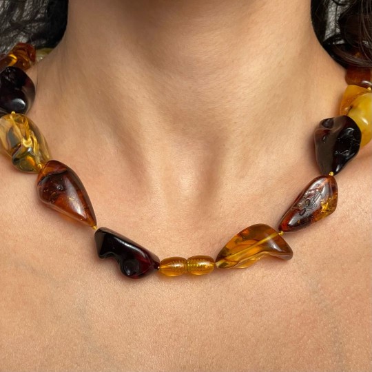 Multicolored Baltic Amber Wire in Sasso