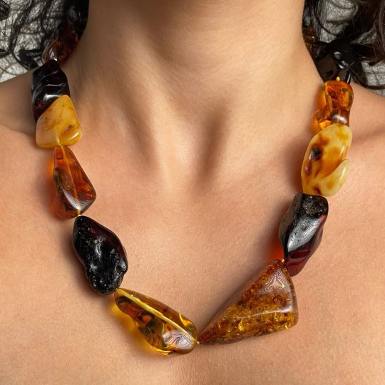 Multicolored Baltic Amber Wire in Sasso