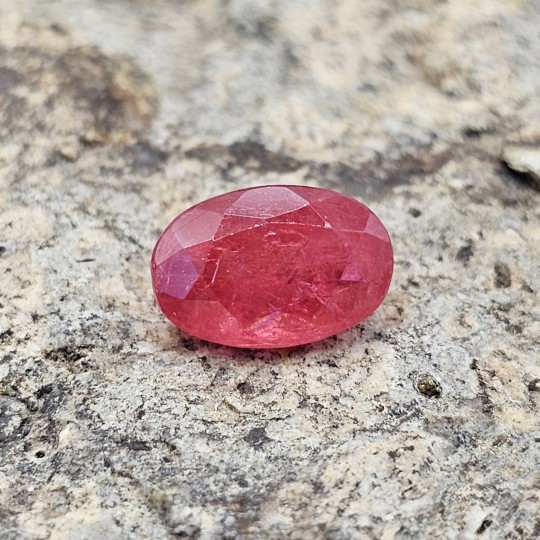 Stone Rodocrosite Oval Sfaceted