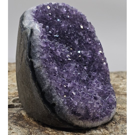 Stone Porec Geode Amethyst