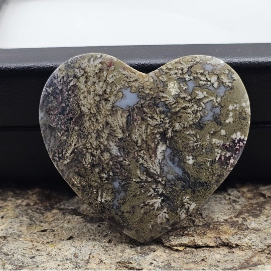 Stone Agata Muschiata Cabochon in Heart