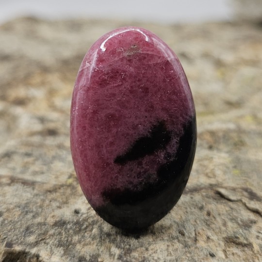 Pietra di Rodonite Cabochon Ovale