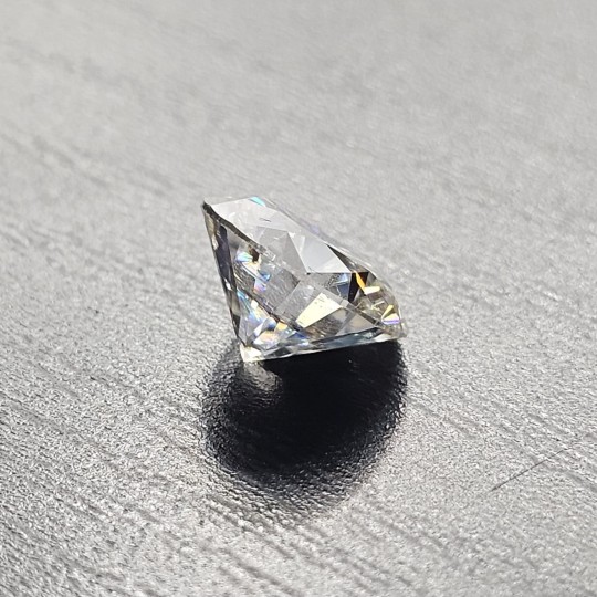 Stein von Moissanit Rund 3.30ct