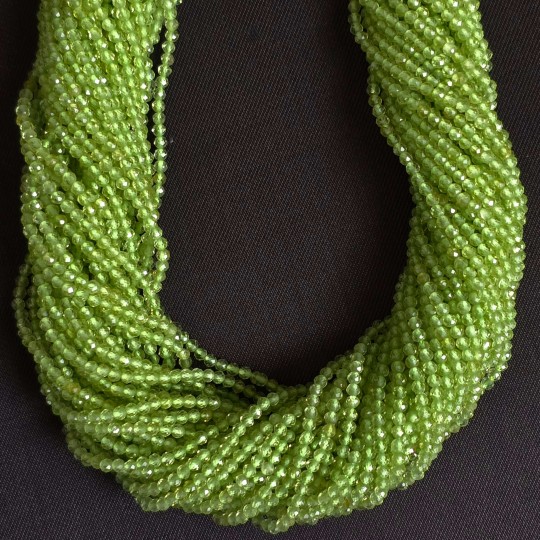 Sphärische Peridot Wire